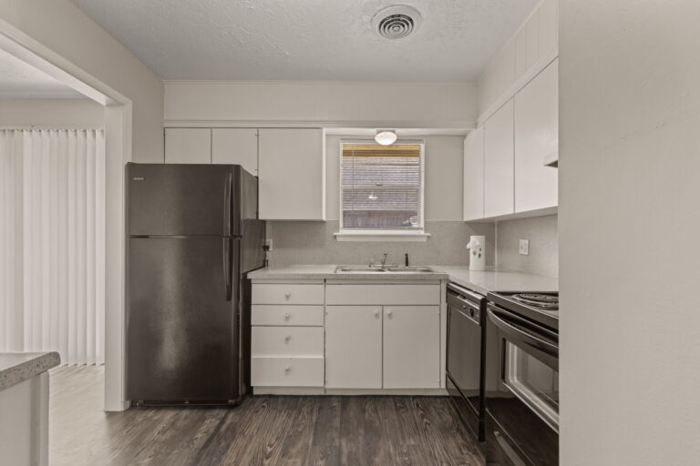 16-web-or-mls-Clairmont1201_GCREP-16