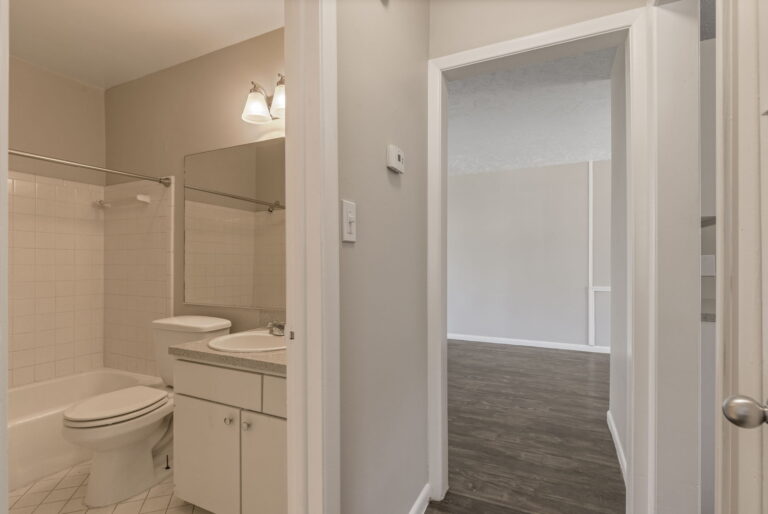 20-web-or-mls-Clairmont1201_GCREP-20