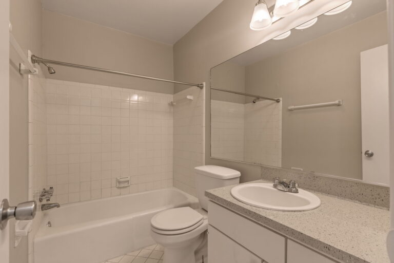 21-web-or-mls-Clairmont1201_GCREP-21